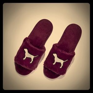 New w/o tags Victoria’s Secret Pink brand slippers